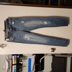 Refuge distressed jeans